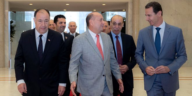 الرئيس الأسد لـ فرنانديز: تكثيف التواصل بين الفعاليات الاقتصادية والتجارية في سورية والباراغواي بما يحقق مصلحة الشعبين
