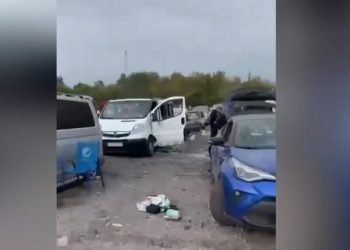 مقتل 23 شخصاً وإصابة العشرات جراء قصف أوكراني على قافلة مدنية