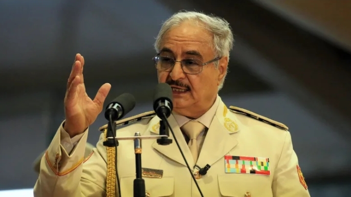 خليفة حفتر مُهدد!