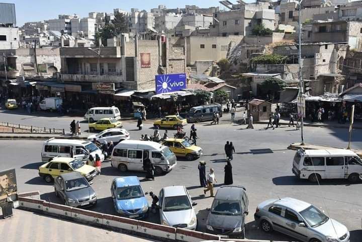 سورية .. حجز 63 سرفيساً لم تلتزم بعملها على خطوط النقل الداخلي والخارجي بحماة