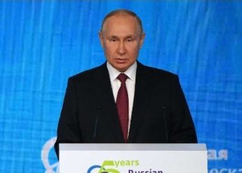 بوتين يؤكد أن روسيا ستحافظ على إنتاج النفط عند المستوى الحالي حتى عام 2025