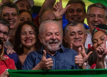 ترحيب دولي بعد فوز “لولا” في انتخابات الرئاسة في البرازيل